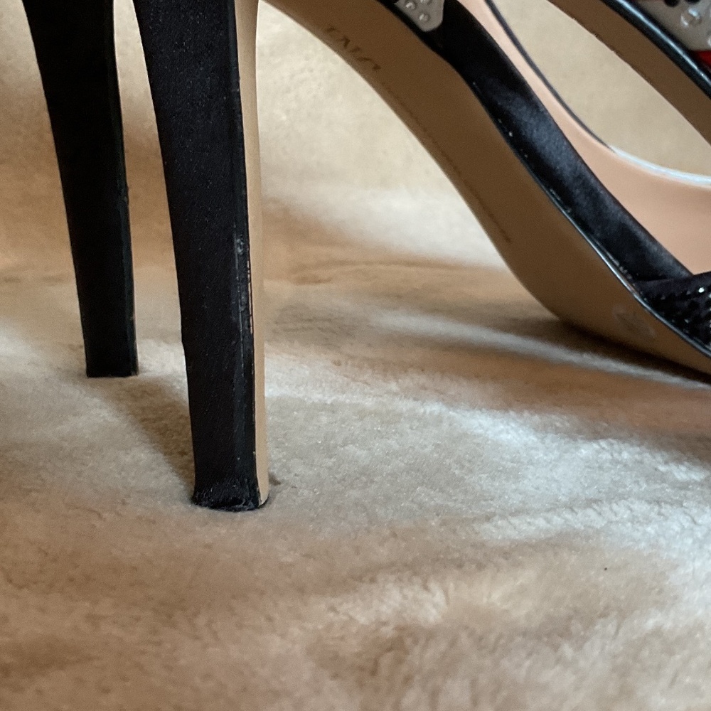 INC International Concepts Kenjay d’Orasy Pumps with playing card embellishment - Picture 5 of 7